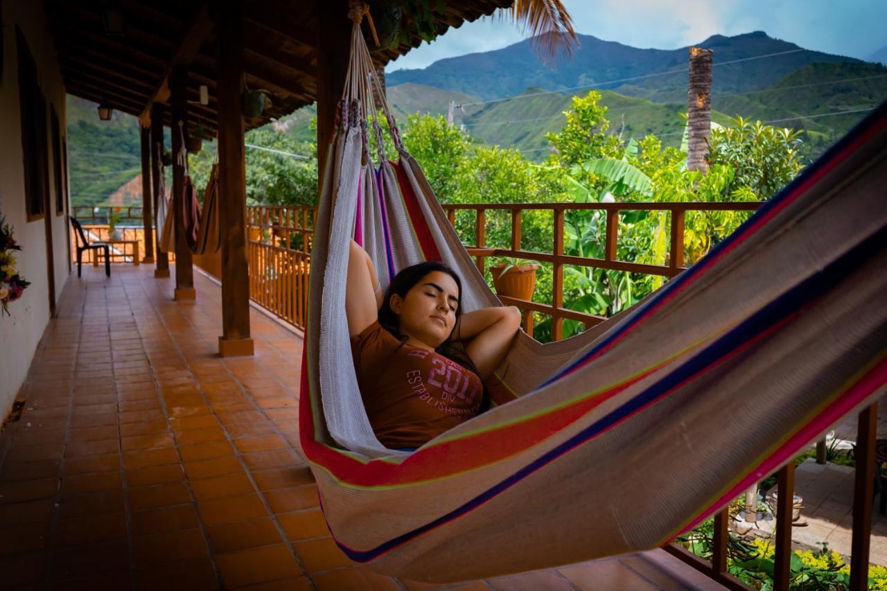 Hostal Jardin Escondido 比尔卡班巴 外观 照片